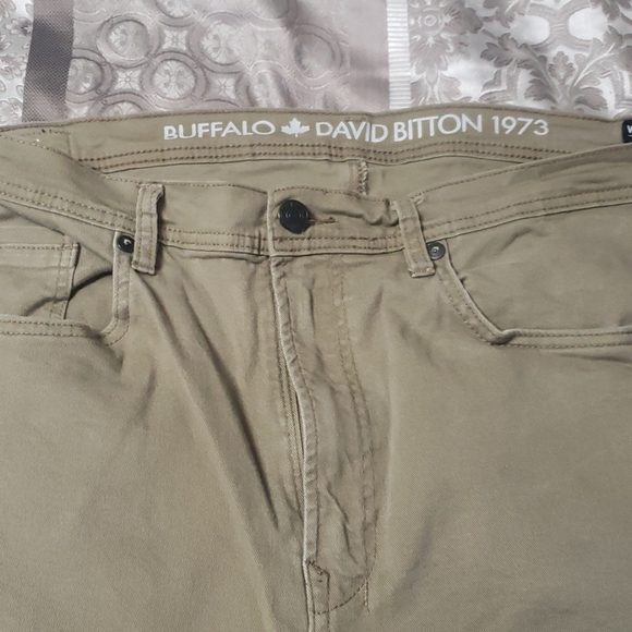 Jeans - Picture 4 of 4